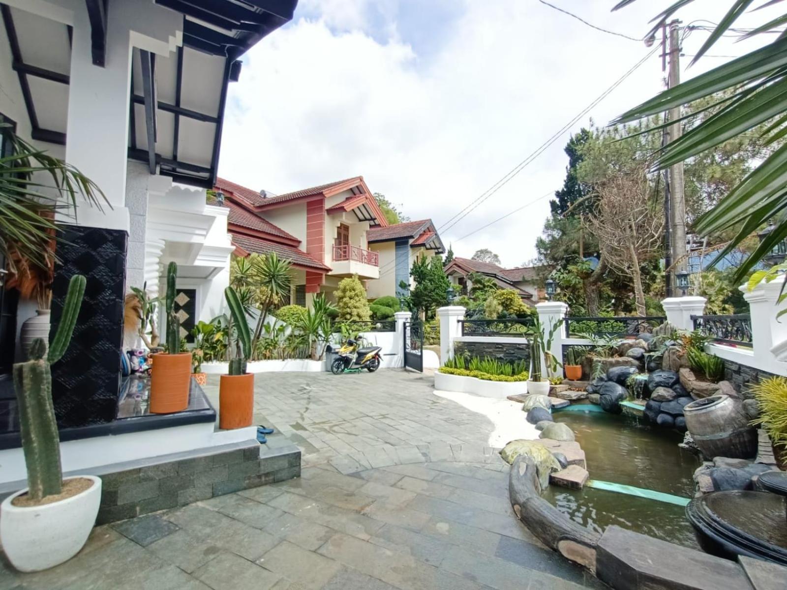 Villa Kota Bunga Malini 10 Cikundul Luaran gambar