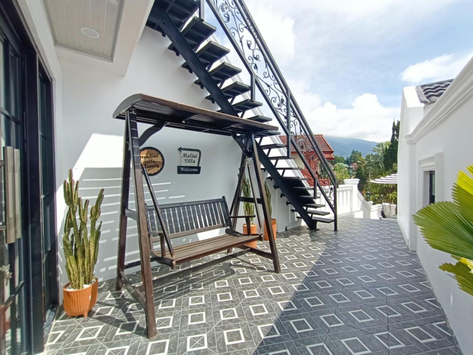 Villa Kota Bunga Malini 10 Cikundul Luaran gambar